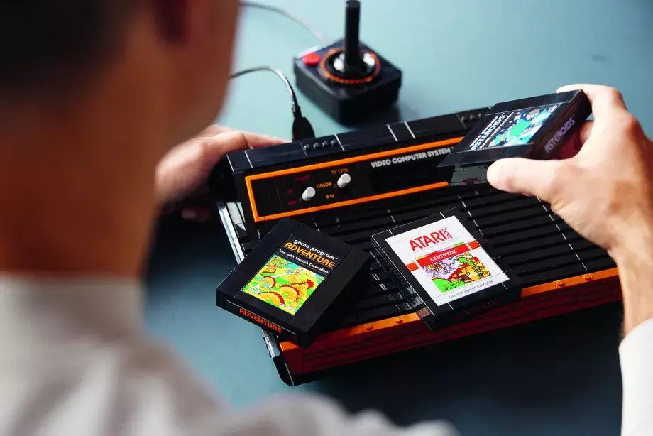 Atari 2600, le kit LEGO pour août