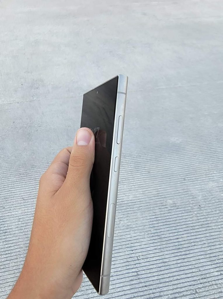 [UP] Samsung : Des images du S24 Utra ont leak