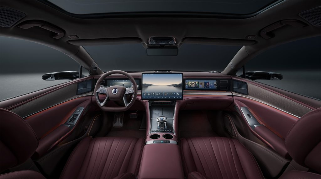 Denza Z9GT, le luxe chinois débarque en Europe